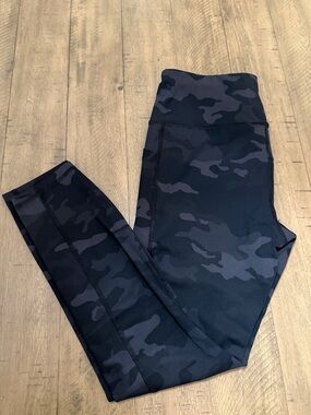 Avia Black Camo High-Rise Leggings